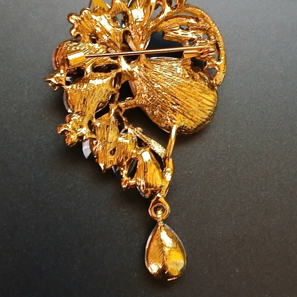 🍁🍂Fall Foliage Brooch🍁🍂 - Picture 4 of 8